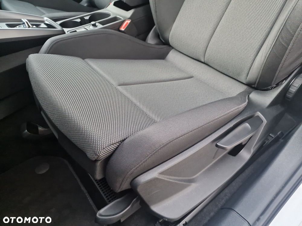 Audi A3 Limousine 30 TFSI mHEV S tronic - 12