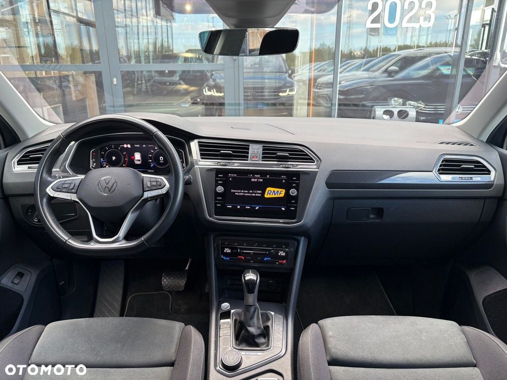 Volkswagen Tiguan - 10