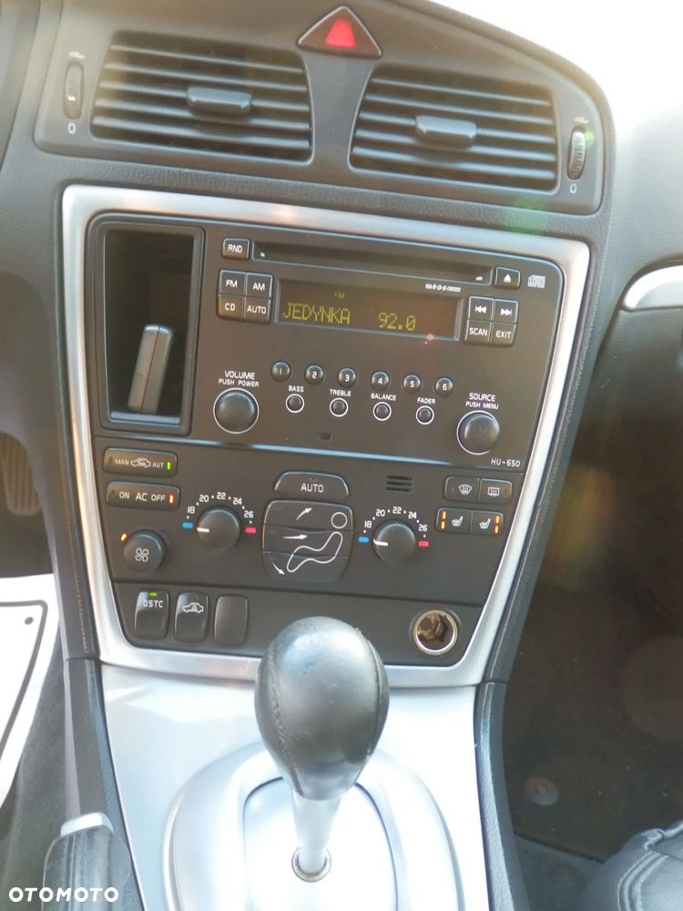 Volvo V70 2.4 Comfort - 13