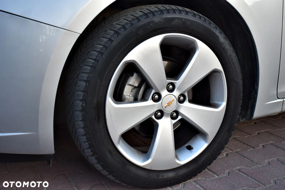 Chevrolet Cruze 1.8 LT+ - 34