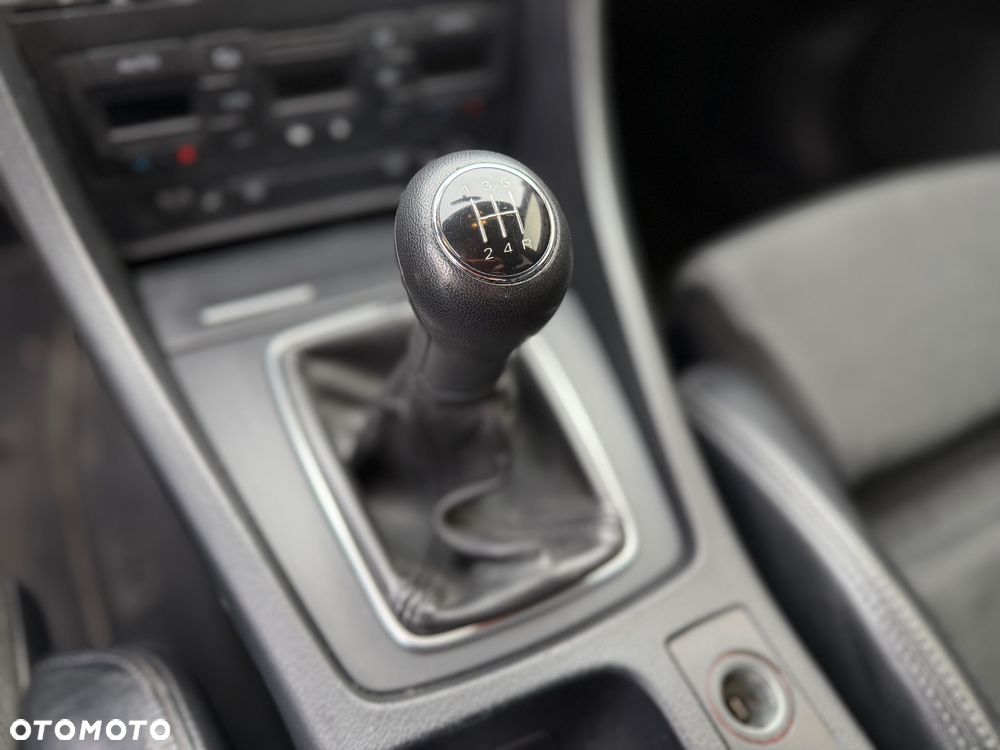 Audi A4 Avant 1.8T - 28