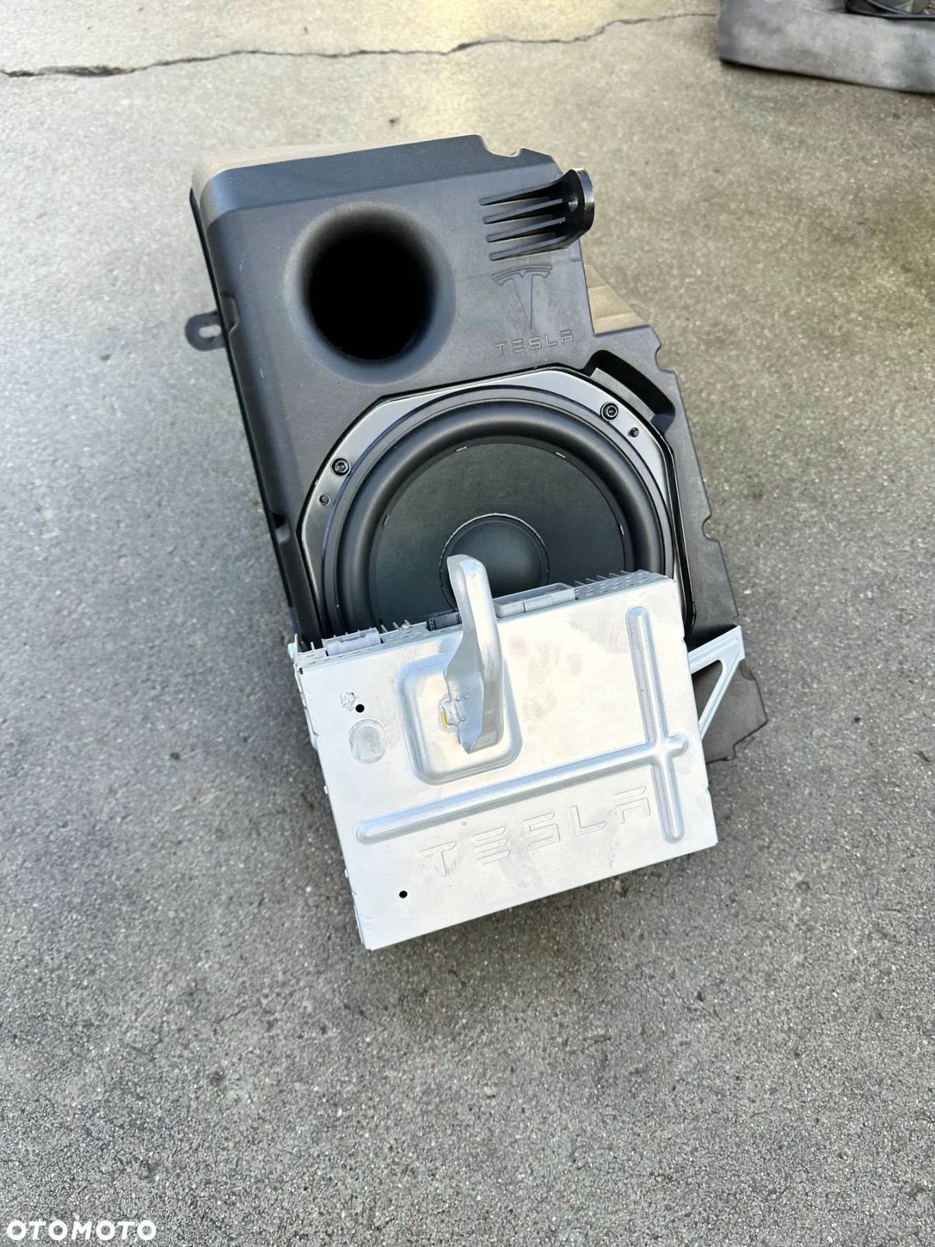 Wzmacniacz Subwoofer Tesla Model 3 2022r 1079747-00-D - 2