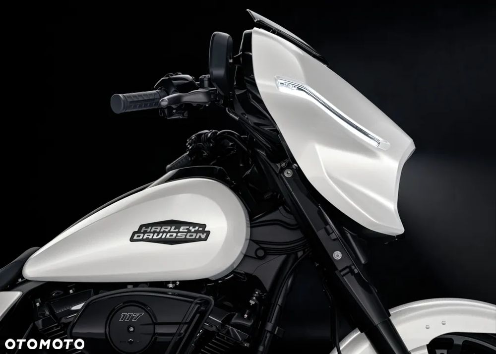 Harley-Davidson Touring Street Glide - 16