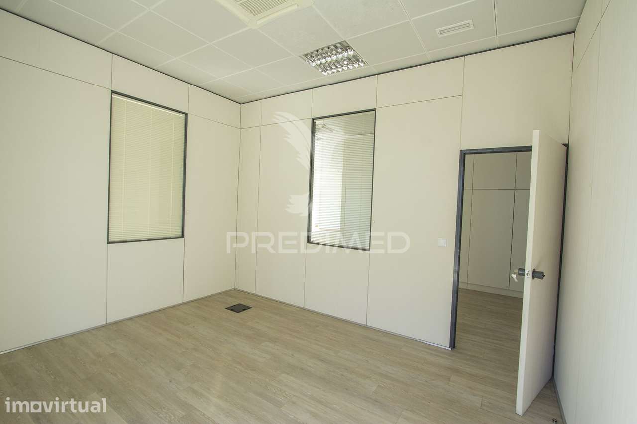 Edificio Escritorios - Investimento - Grande imagem: 5/16