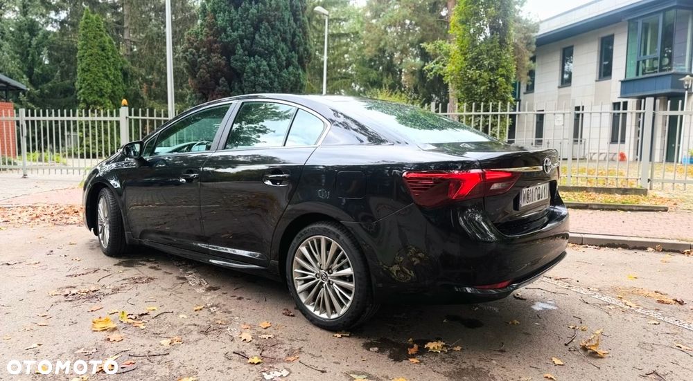 Toyota Avensis 2.0 D-4D Prestige - 6
