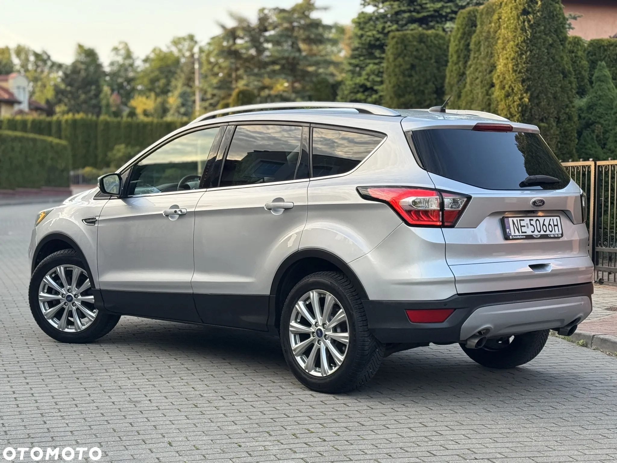 Ford Escape - 9