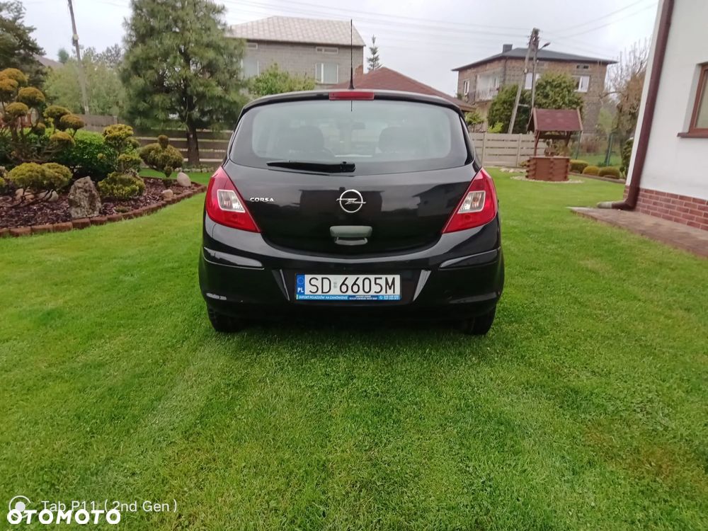 Opel Corsa 1.2 16V Cosmo - 4