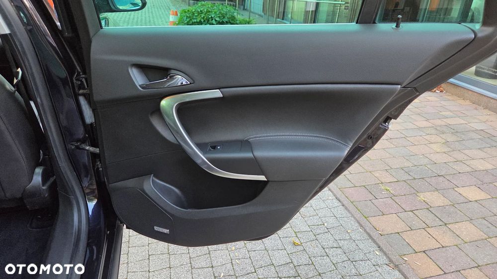 Opel Insignia 1.6 Turbo Cosmo - 33