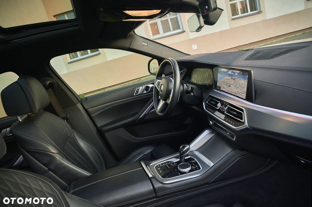 BMW X6M M50d - 25
