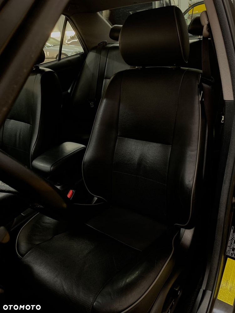 Lexus IS 200 - 29