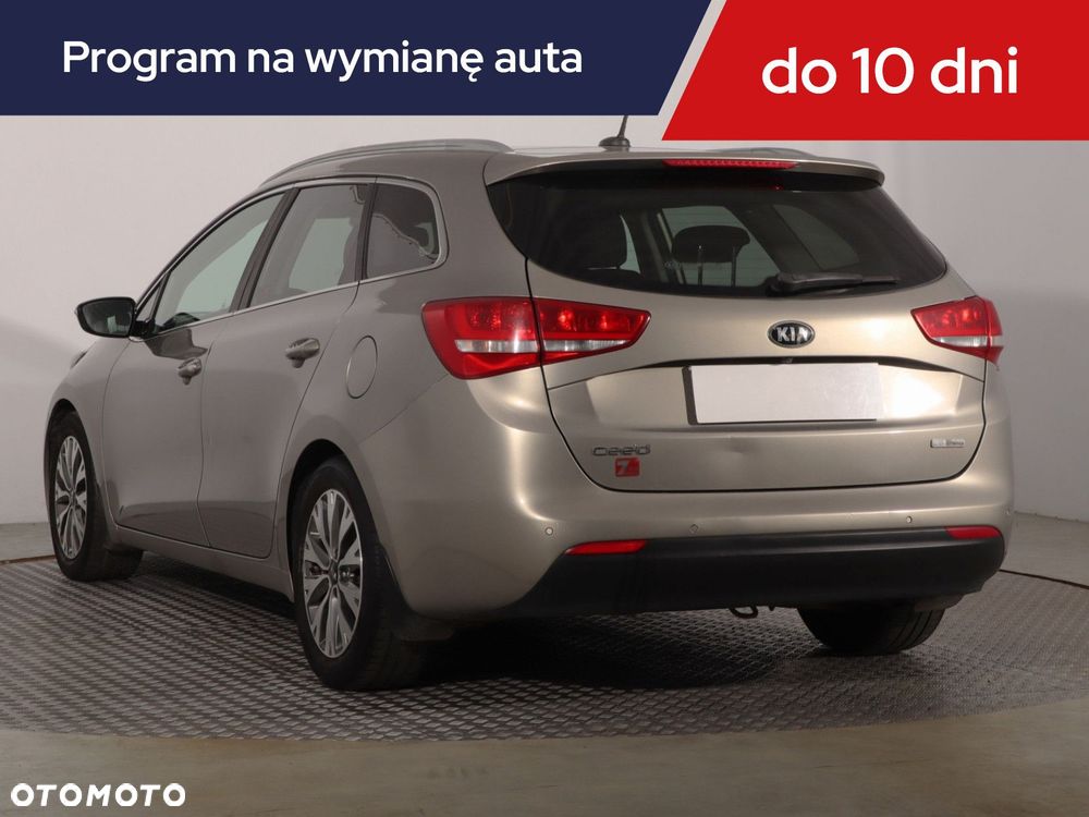 Kia Ceed - 6