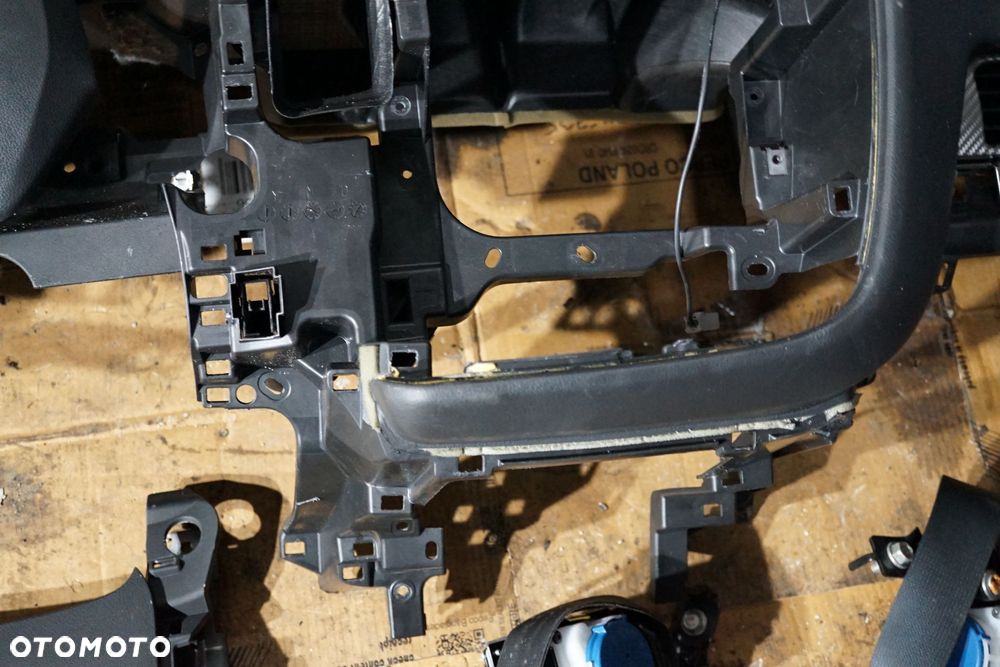 DESKA ROZDZIELCZA AIRBAG KONSOLA OUTLANDER III LIFT MITSUBISHI 2015-2018 - 9
