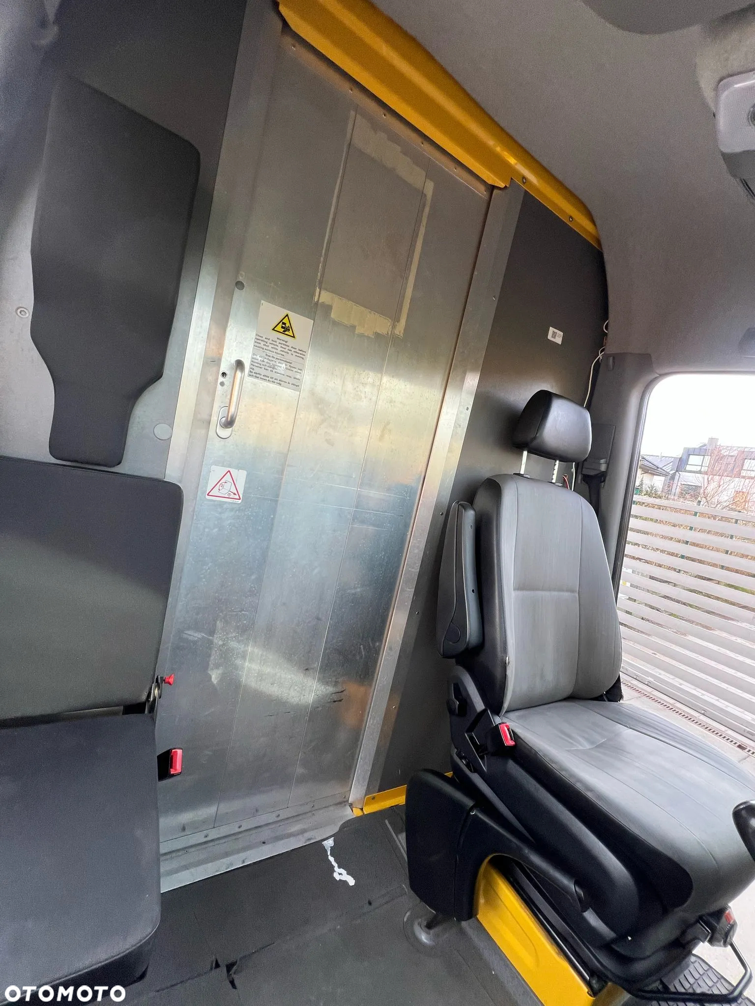 Volkswagen CRAFTER SREDNIAK KLIMATYZACJA - 30