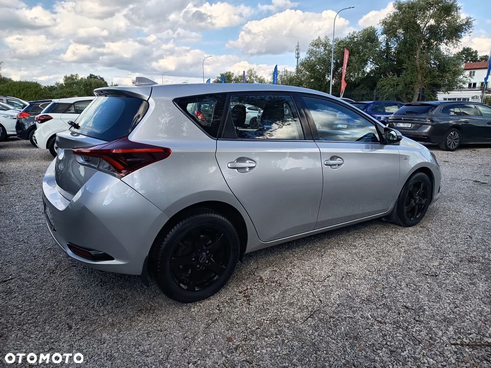 Toyota Auris 1.33 VVT-i Premium - 8