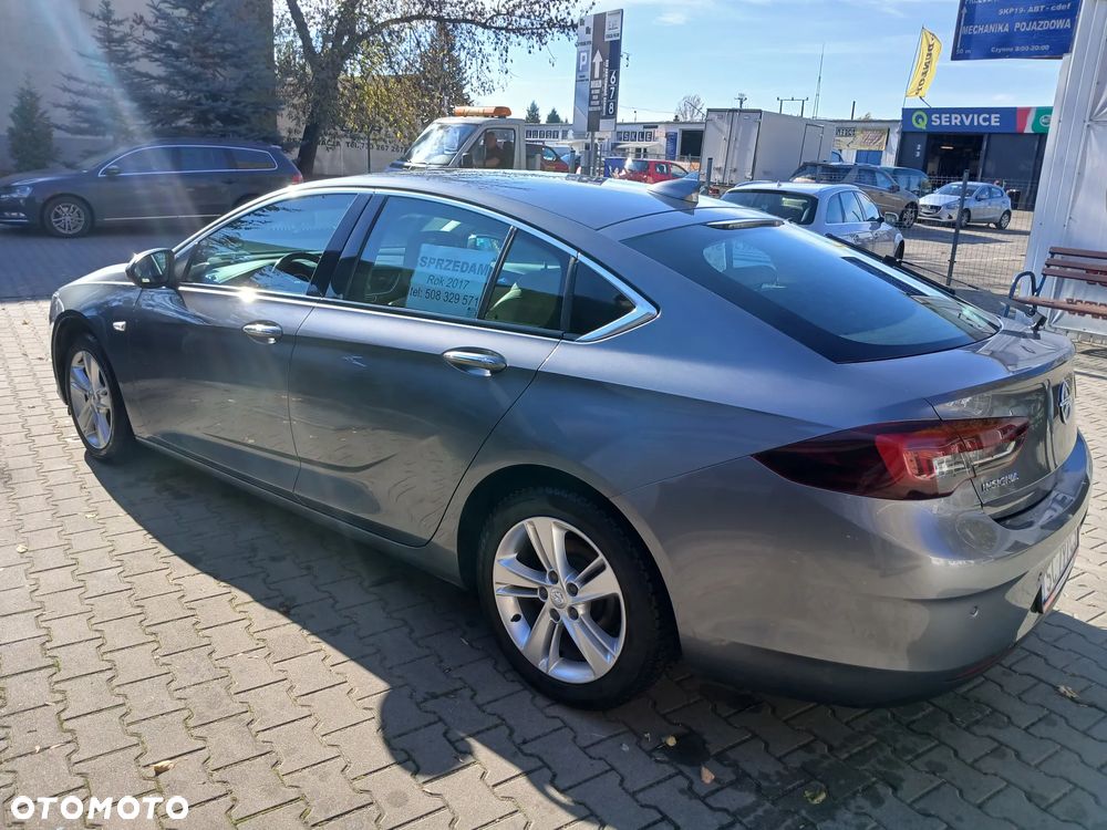 Opel Insignia 1.5 T Enjoy S&S Eco - 9