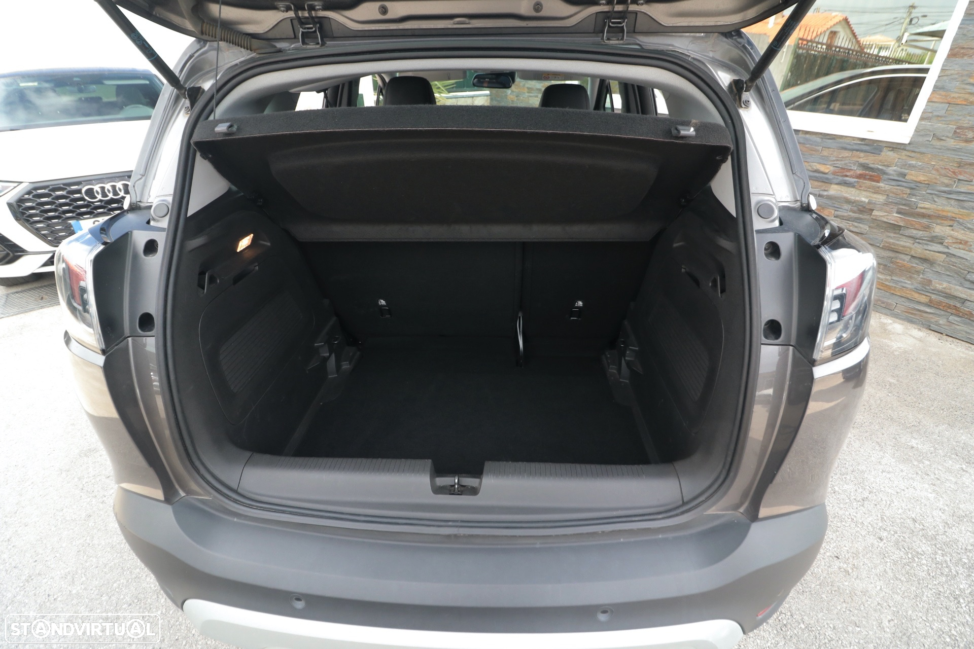 Opel Crossland X 1.2 T Innovation - 13
