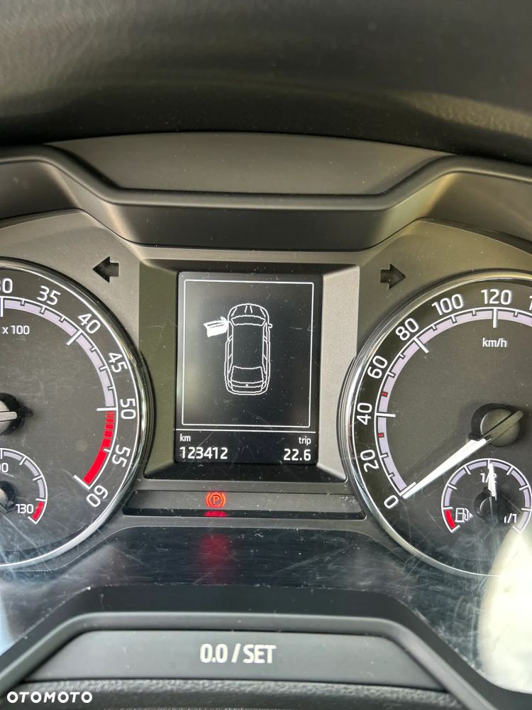 Skoda Octavia 1.6 TDI Ambition - 8