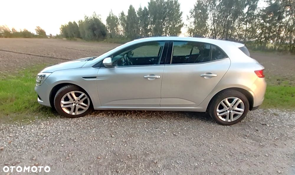 Renault Megane 1.6 SCe Zen - 5