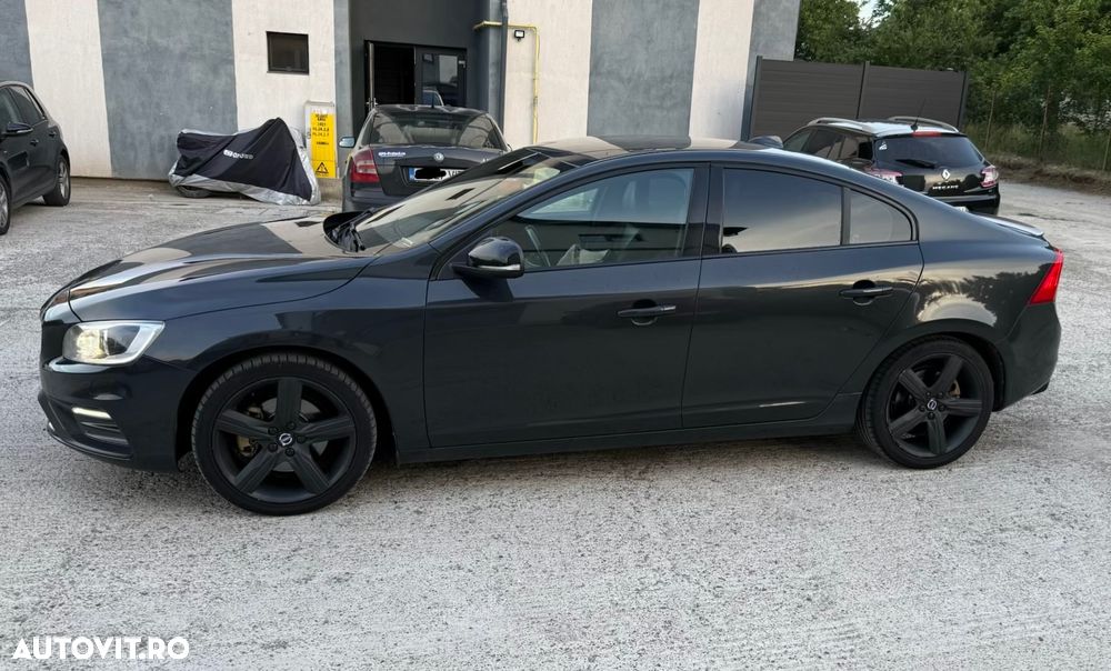 Volvo S60 D3 Geartronic RDesign - 8
