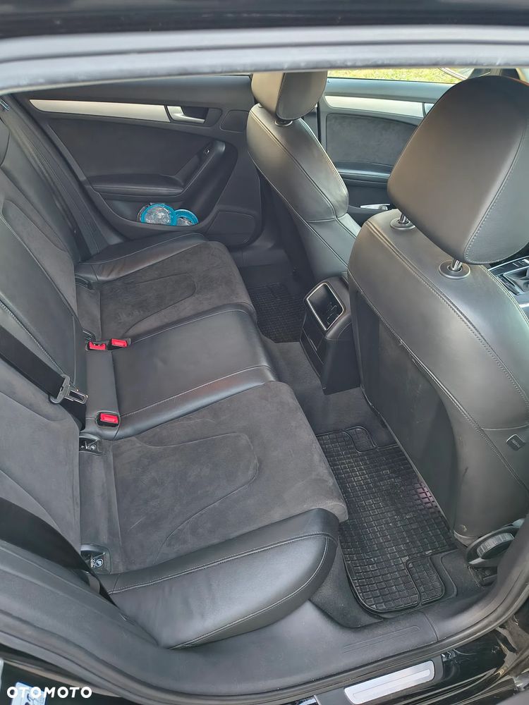 Audi A4 Avant 2.0 TDI DPF Ambition - 12