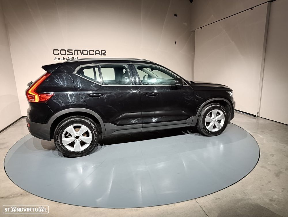 Volvo XC 40 1.5 T2 Momentum Geartronic - 7