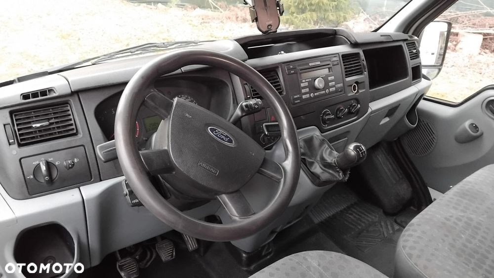 Ford Transit - 8