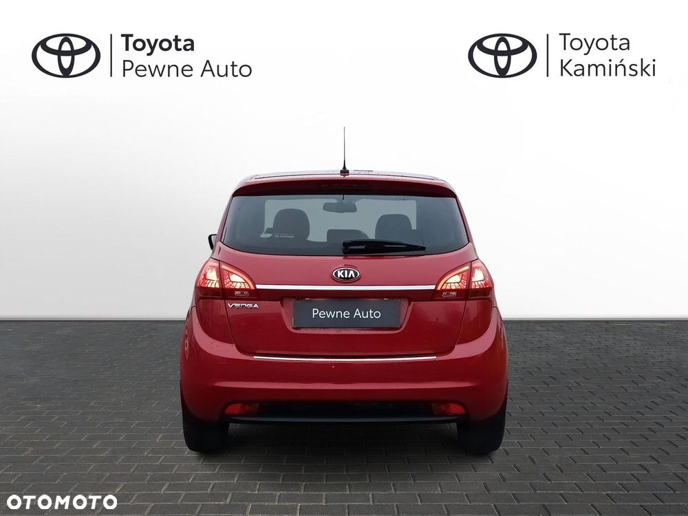 Kia Venga - 4