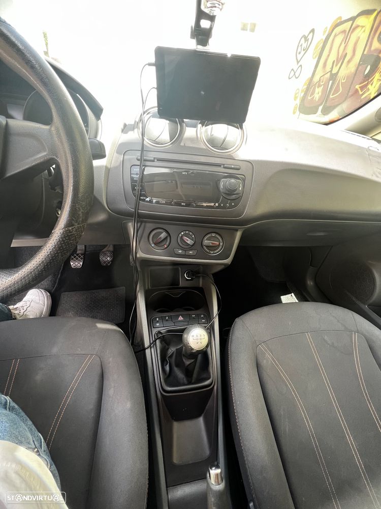 SEAT Ibiza 1.2 12V Reference - 10