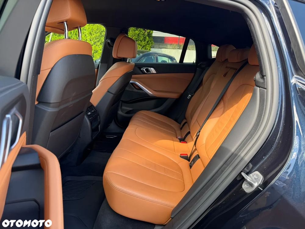 BMW X6 xDrive30d mHEV - 8