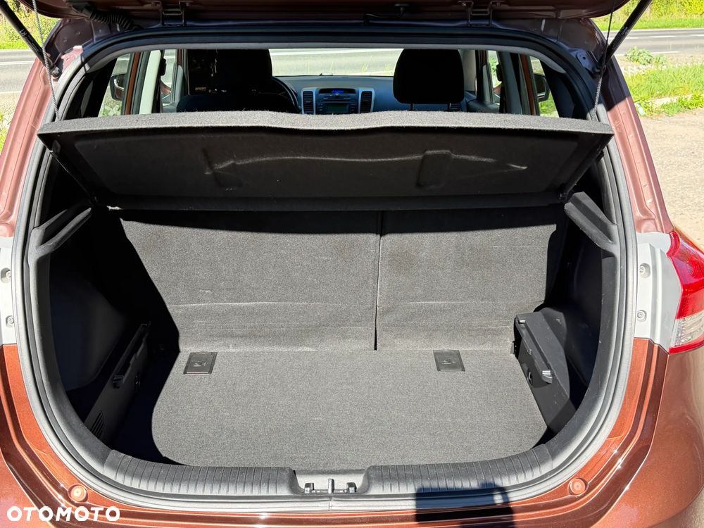Hyundai ix20 - 18