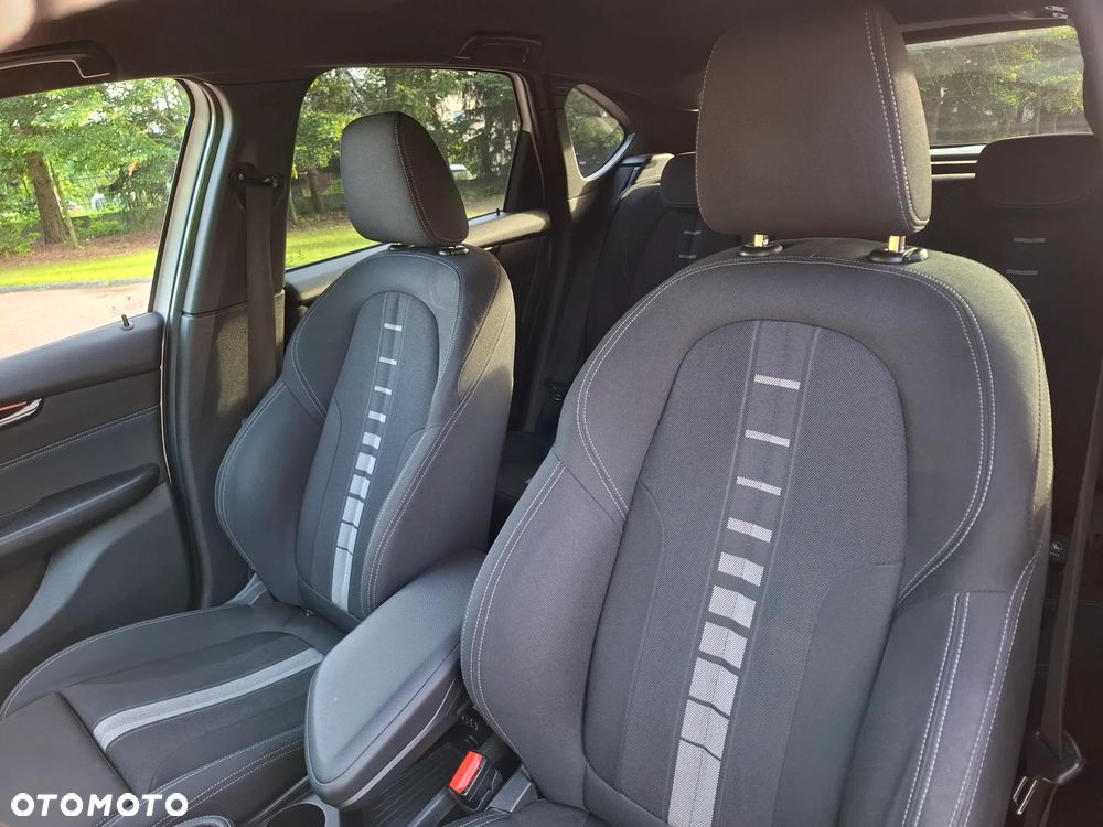 BMW Seria 2 218d GT Luxury Line sport - 40