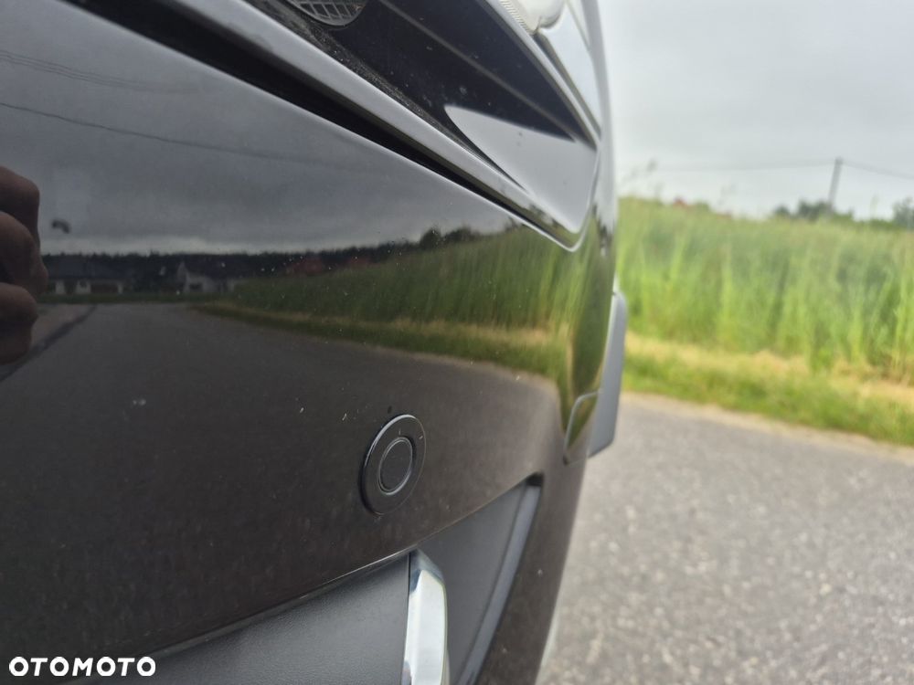 Ford Kuga 2.0 TDCi 4x4 Titanium - 14