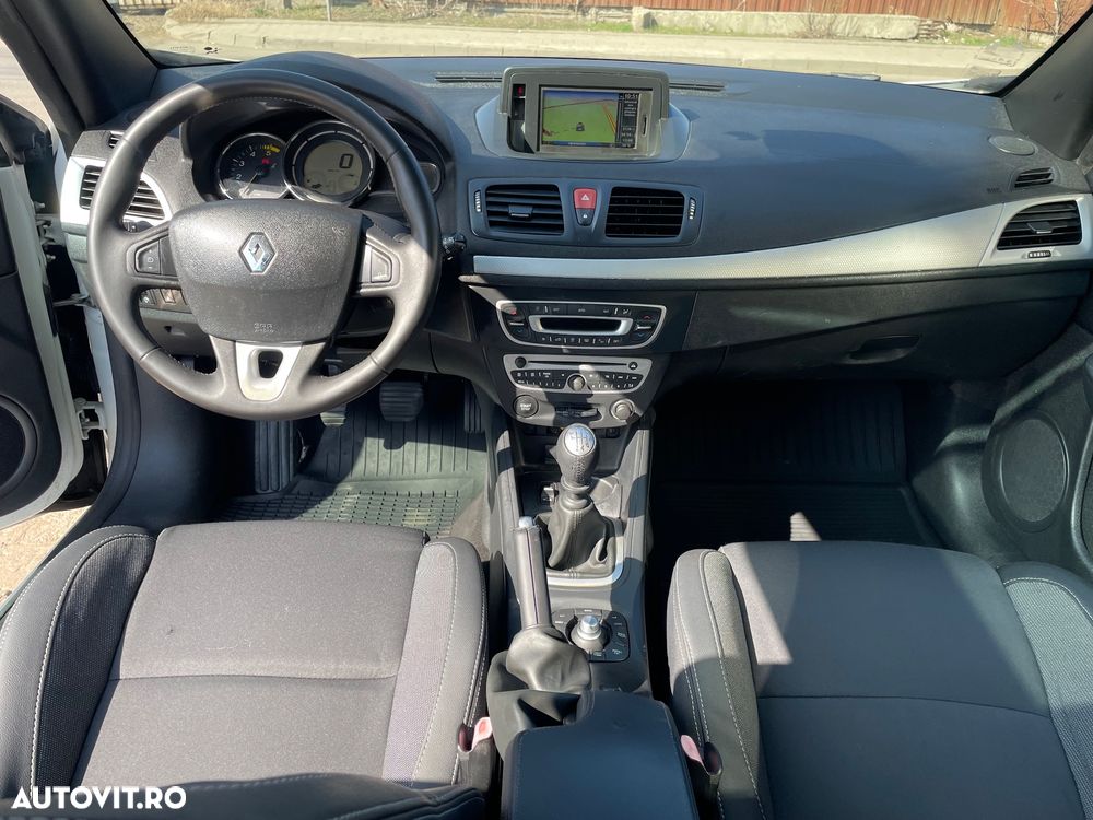 Renault Megane 1.9 dCi FAP Dynamique - 8