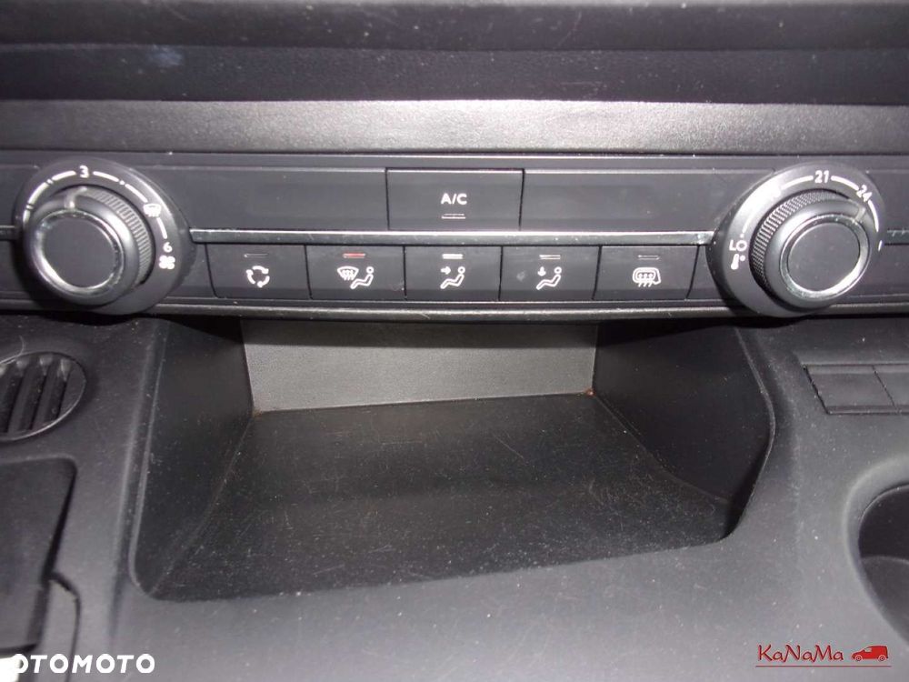 Peugeot Partner - 32