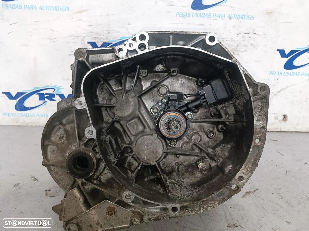 Caixa de velocidades Citroen C4 Picasso II 1.6 hdi Ref.: 20DR28 - 1