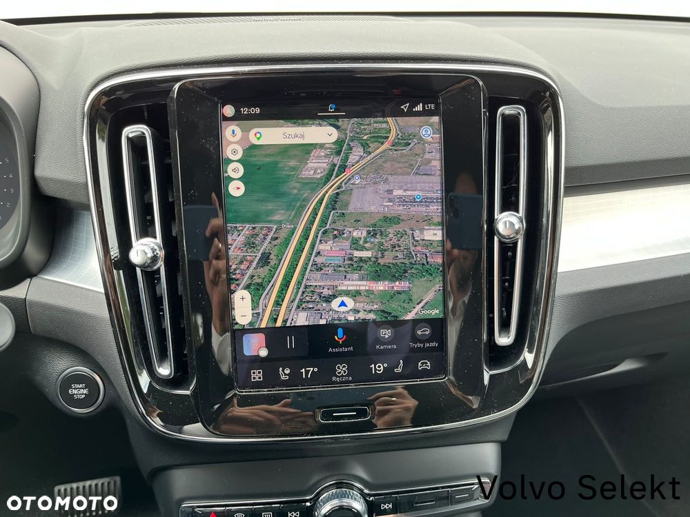 Volvo XC 40 - 28