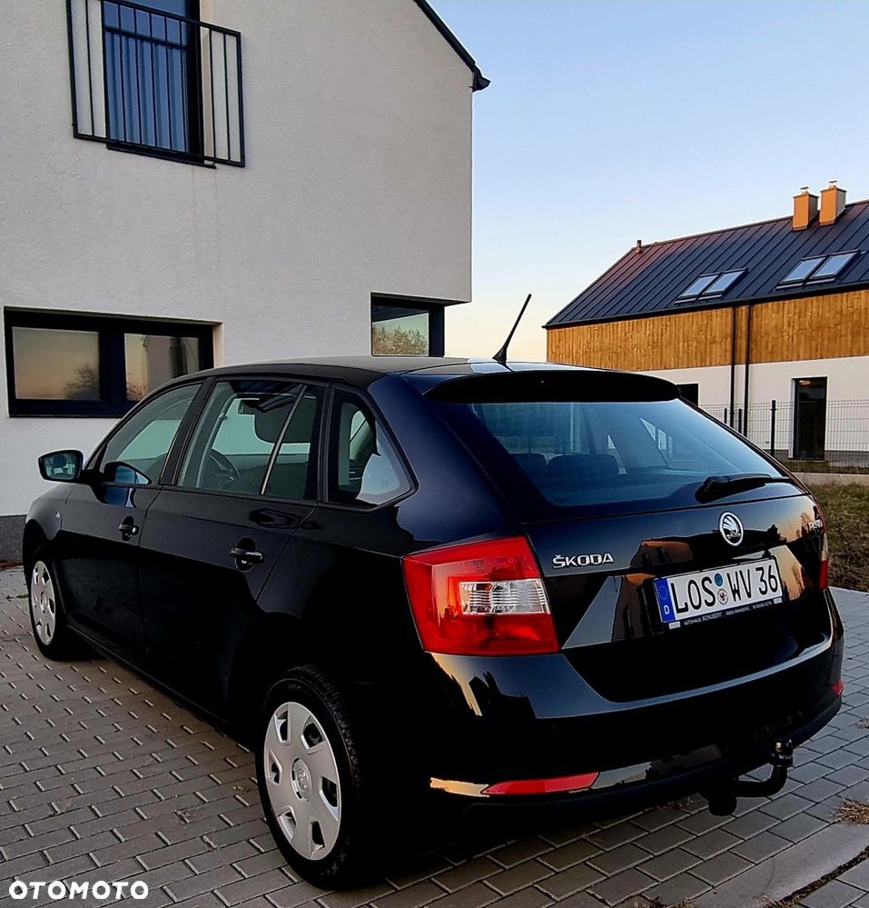 Skoda RAPID 1.6 TDI DSG Ambition - 9