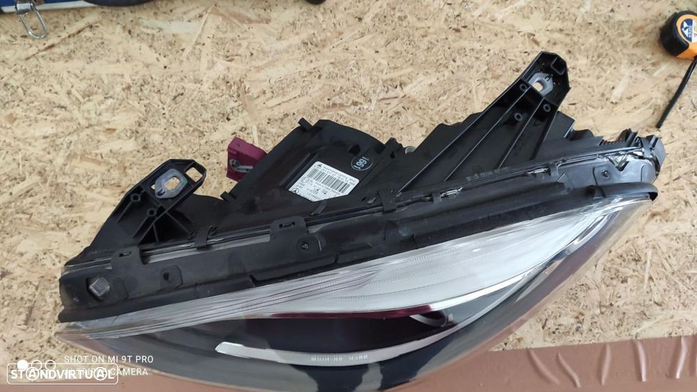 farol esquerdo Mercedes w246 classe B Bi-xenon Led - 4