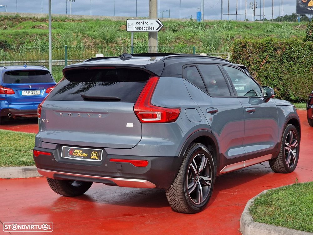 Volvo XC 40 - 4