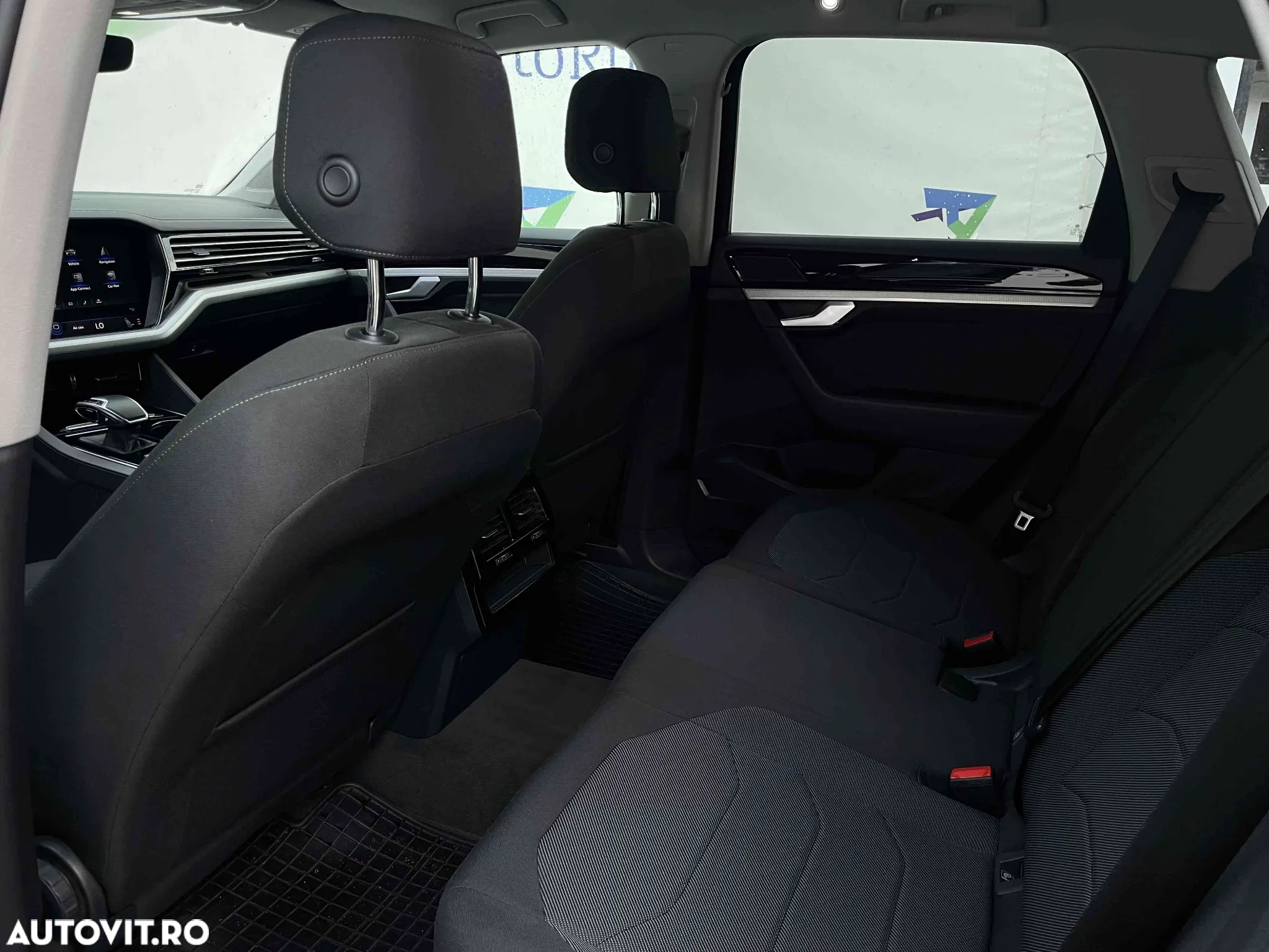 Volkswagen Touareg - 15