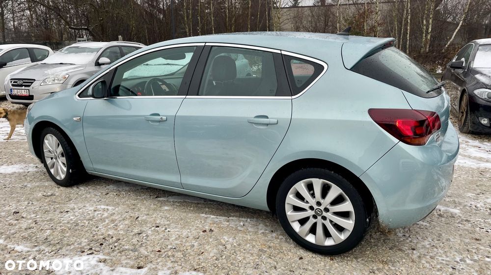 Opel Astra 1.6 NAVI - 13