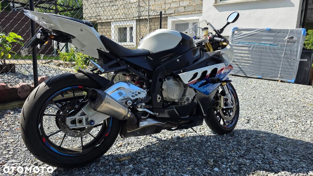 BMW S - 10