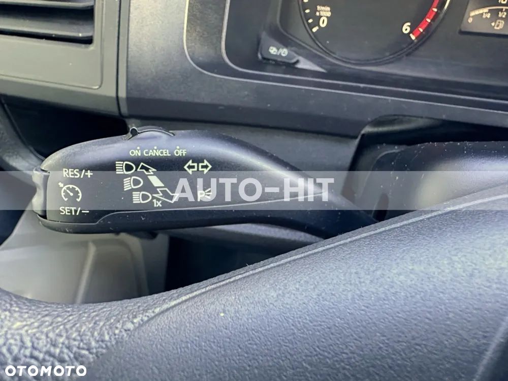 Volkswagen Transporter - 26