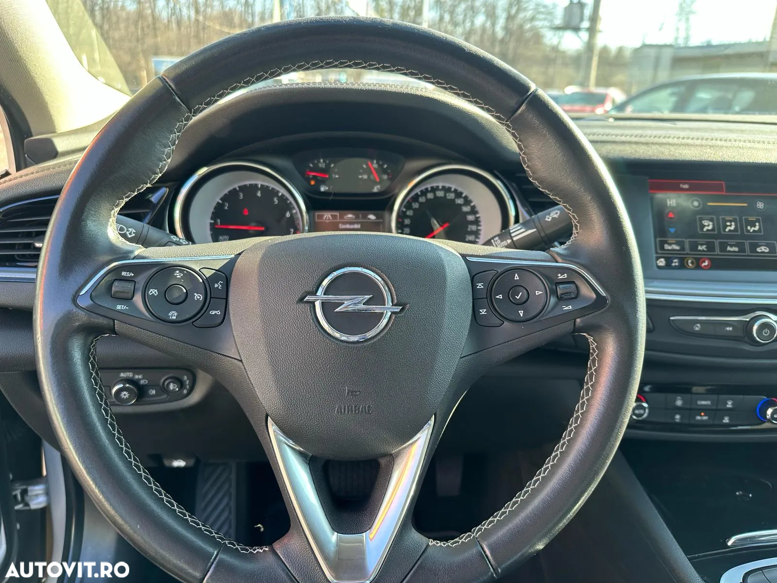 Opel Insignia Grand Sport 1.5 Turbo Start/Stop Aut. Dynamic - 11