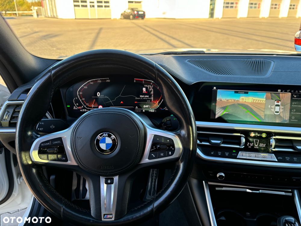 BMW Seria 3 318d M Sport - 24