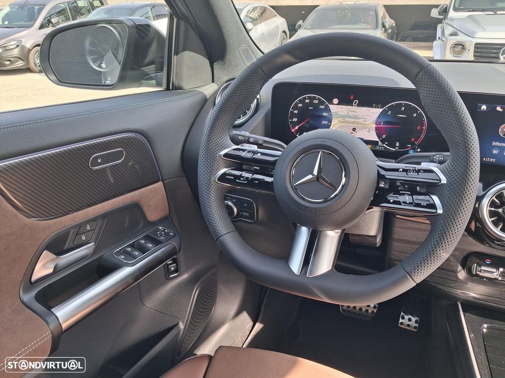 Mercedes-Benz GLA 180 d AMG Line - 17