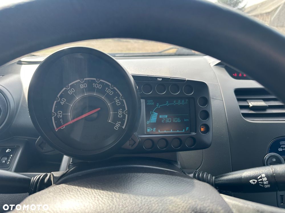 Chevrolet Spark - 11