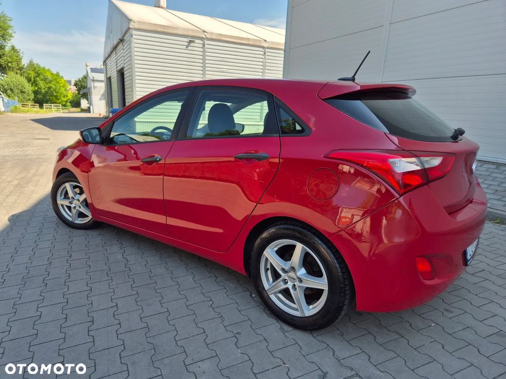 Hyundai i30 1.4 Advantage - 14