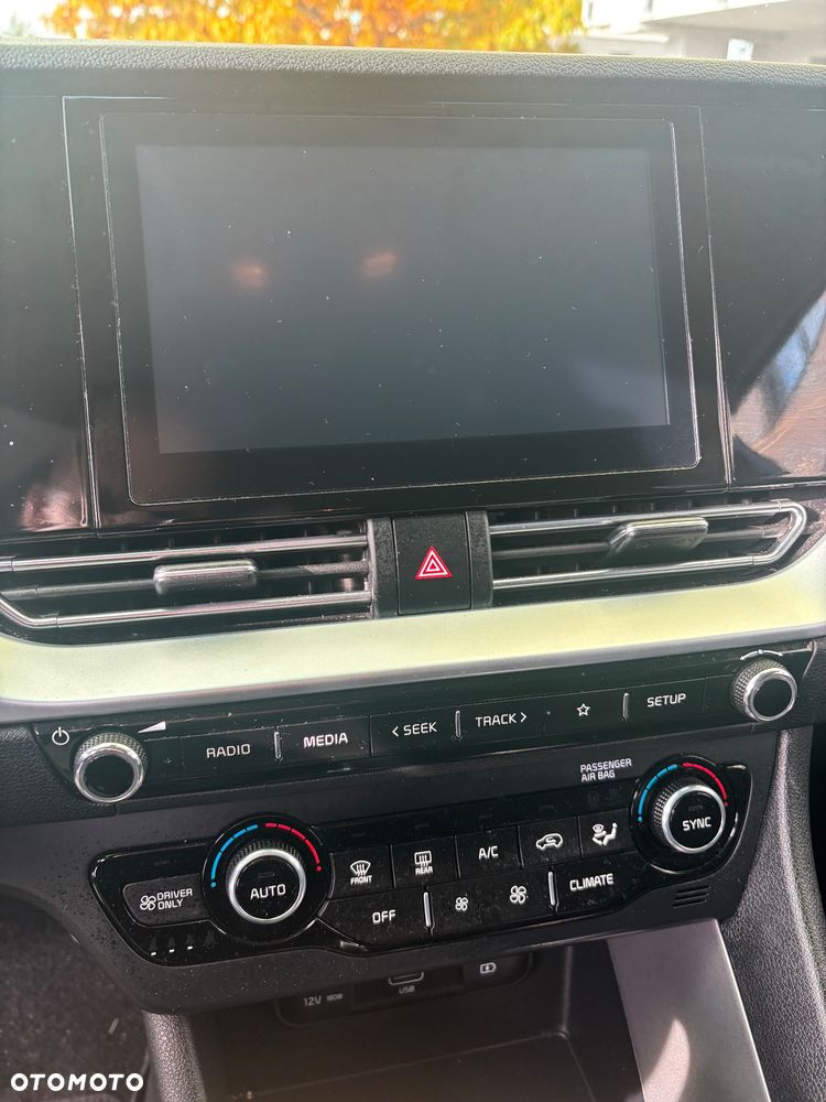 Kia Niro 1.6 GDI Hybrid M - 21