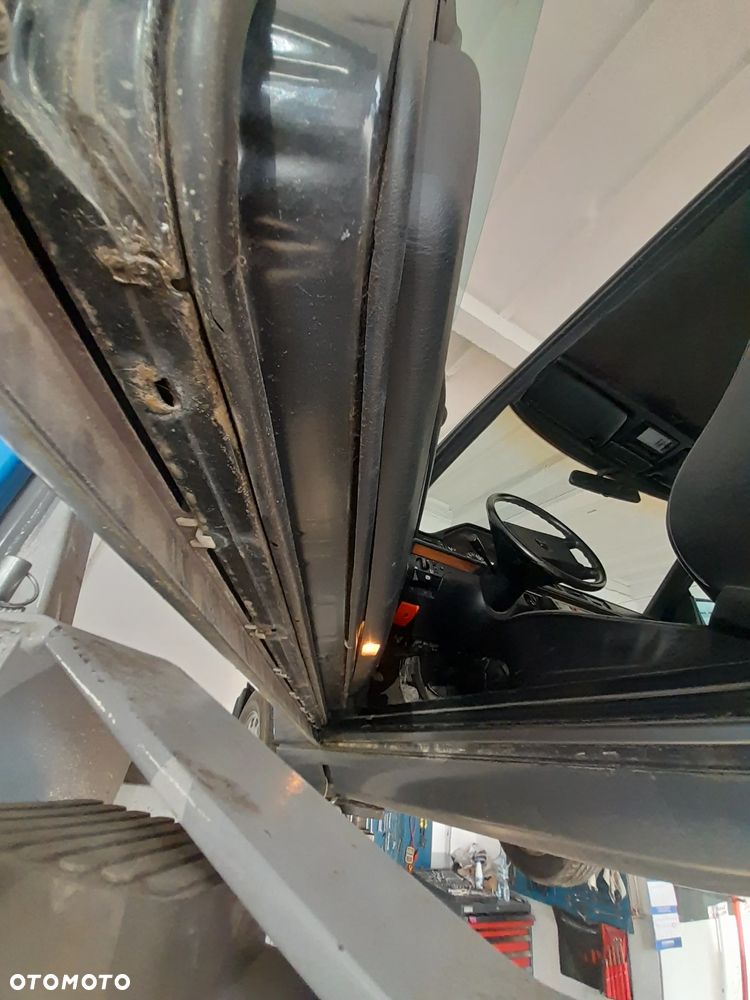 Mercedes-Benz W124 (1984-1993) - 34